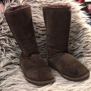 BearPaw snow boots